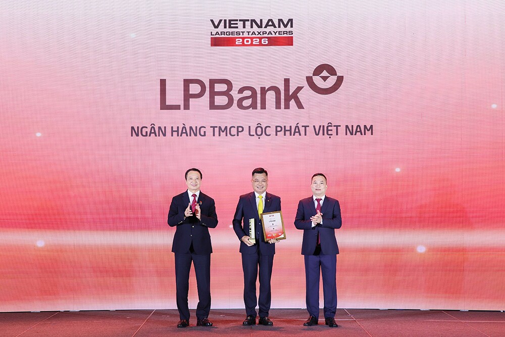 LPBank được vinh danh Top 6 ngân hàng tư nhân nộp ngân sách lớn nhất Việt Nam 2026 - 2