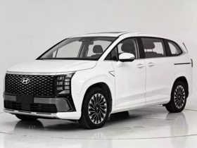 Xe MPV Hyundai Custin bản nâng cấp lộ diện