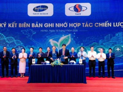 Thông tin doanh nghiệp - Viện Hàn lâm Khoa học và Công nghệ Việt Nam ký kết hợp tác chiến lược với 4 đơn vị dược phẩm, y tế, giáo dục