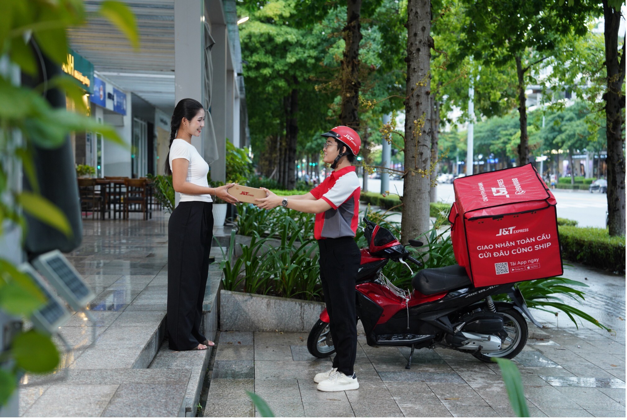 Gửi hàng cá nhân thuận tiện hơn nhờ công nghệ - 1