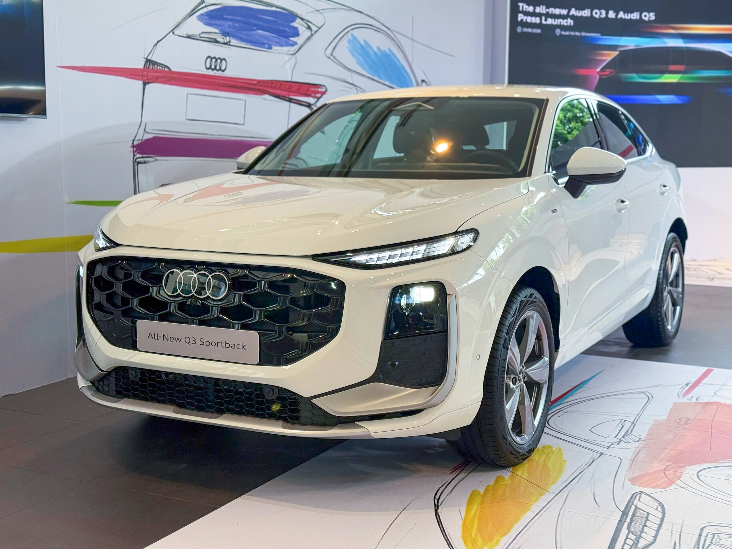 Loạt xe Audi Q3 mới tại Việt Nam có bị dính triệu hồi hay không? - 1