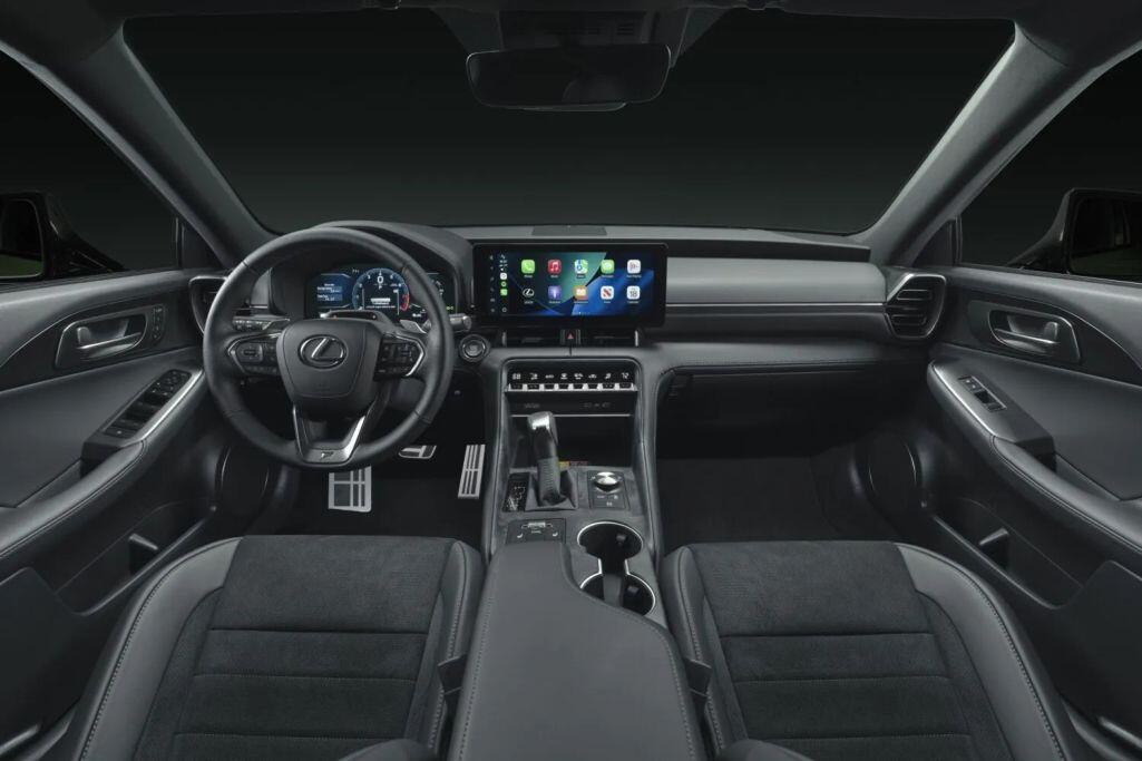 Lexus tung ra phiên bản giới hạn cho dòng xe IS - 4