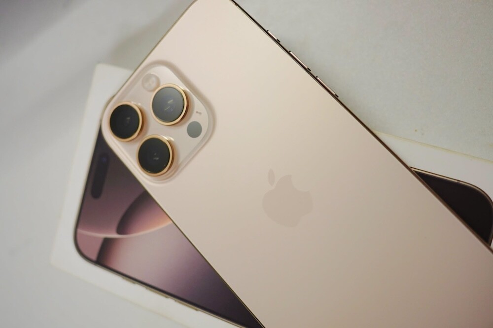 Giá iPhone 16 Pro và Pro Max cũ đẹp sau 3 ngày iPhone 18 Pro series lên kệ - 1