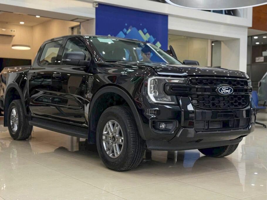 Ford tăng giá bán dòng xe Ranger tại Việt Nam - 1