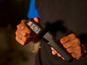 JBL tung bộ đôi micro không dây nhỏ gọn cho karaoke lẫn livestream