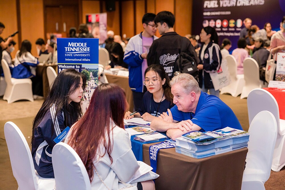 Săn học bổng du học từ bậc trung học đến sau đại học tại Triển lãm Du học Mùa Thu 2026 - 2