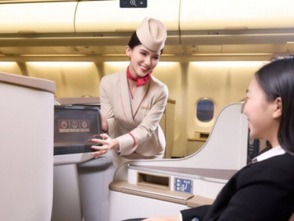 Thông tin doanh nghiệp - Cận cảnh tàu thân rộng A330 đầu tiên của Sun PhuQuoc Airways vừa đáp sân bay Phú Quốc