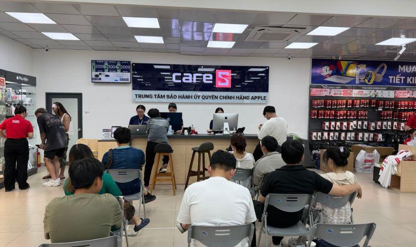 Đâu là địa chỉ sửa chữa iPhone chính hãng, uy tín tại TPHCM, Hà Nội? - 5