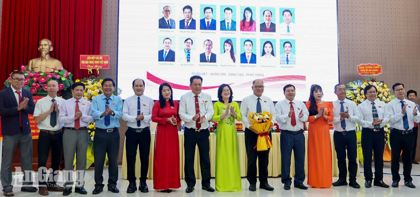 Liên hiệp các Hội Văn học Nghệ thuật tỉnh An Giang tổ chức Đại hội đại biểu lần thứ I: Đưa bản sắc Tây Nam Bộ vào không gian sáng tạo mới - 1
