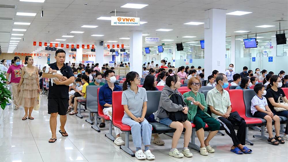 Sau nhiều năm chờ đợi, Việt Nam đã chính thức có vắc xin phòng tay chân miệng, tiêm tại VNVC - 2