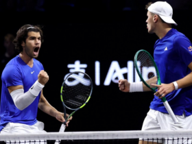 Alcaraz đập tan lời chê bai của anh trai Zverev, thắng trận tưng bừng Laver Cup