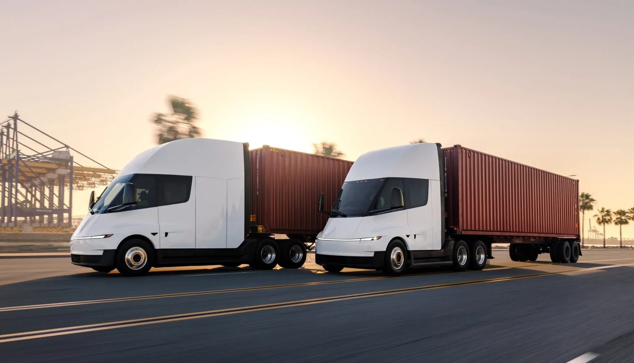 Tesla đầu kéo Semi thế hệ mới bắt đầu bàn giao xe tại Mỹ - 1
