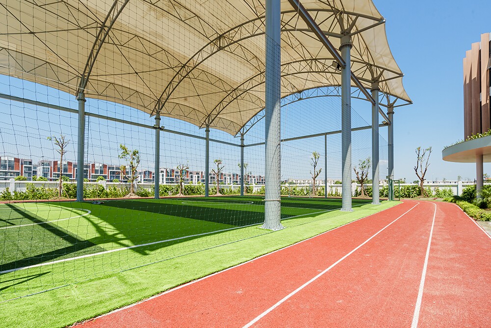 Vin Nexus Center: Trường học hạnh phúc hình trái tim và những gam màu rất “lạ” - 15