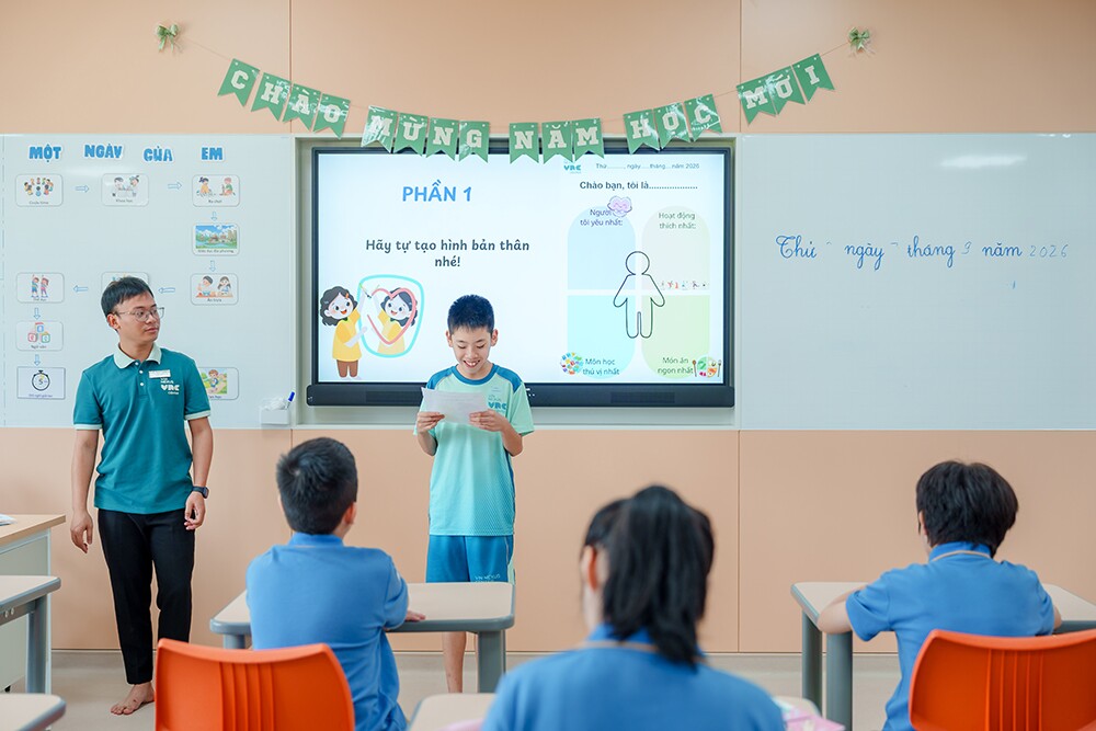 Vin Nexus Center: Trường học hạnh phúc hình trái tim và những gam màu rất “lạ” - 5