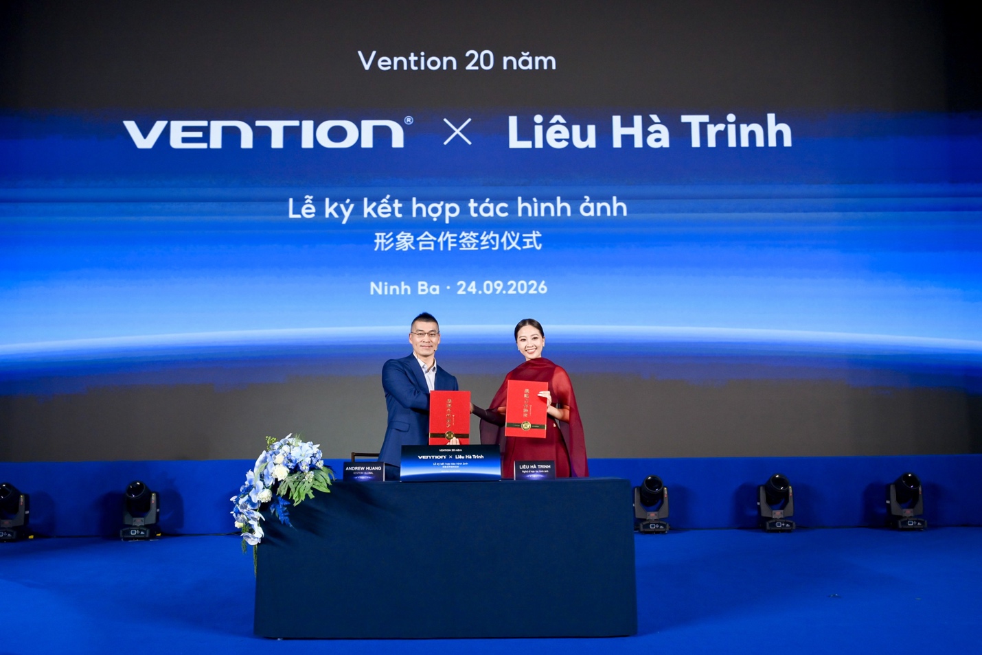 Liêu Hà Trinh ký hợp tác hình ảnh với Vention: sạc 20.000mAh 45W và hai mươi năm phụ kiện máy tính - 1
