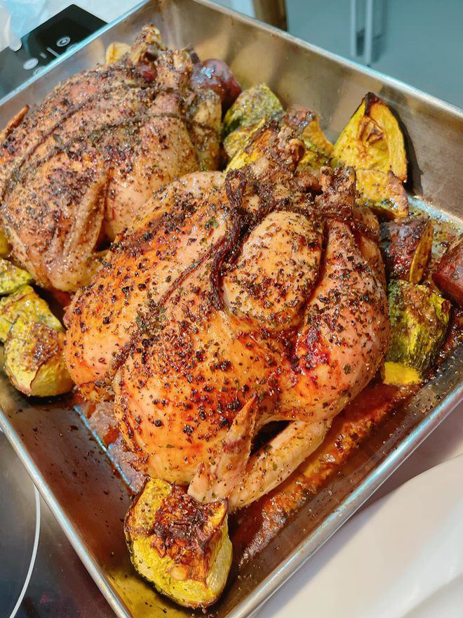 Chồng đại gia của Phan Như Thảo đãi hội sao giàu "bài ca tôm cá" ngon mê, đỉnh như siêu đầu bếp - 16