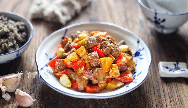 Bò xào nấm nhưng cho thêm gia vị này ngon chẳng khác gì bít tết, thịt ngọt thơm ai cũng mê - 8