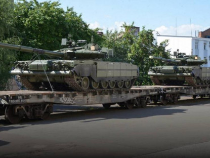 Thế giới - Quân đội Nga nhận lô xe tăng uy lực bất chấp nỗ lực trừng phạt của phương Tây