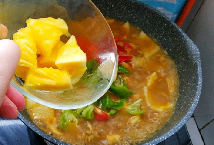 Cách làm món cà ri gà dứa kiểu Thái mềm béo thơm ngon cực đơn giản - 12