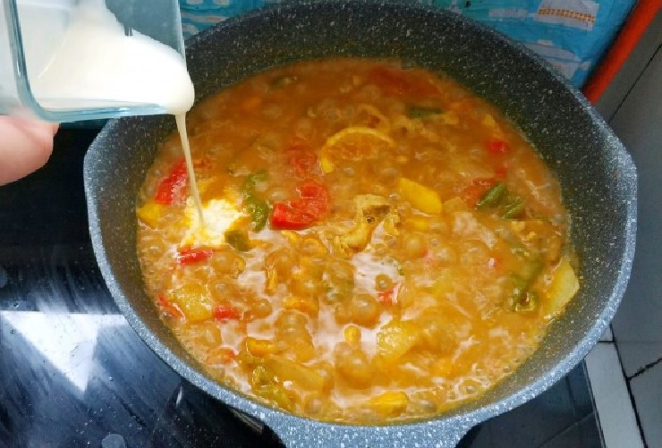 Cách làm món cà ri gà dứa kiểu Thái mềm béo thơm ngon cực đơn giản - 15