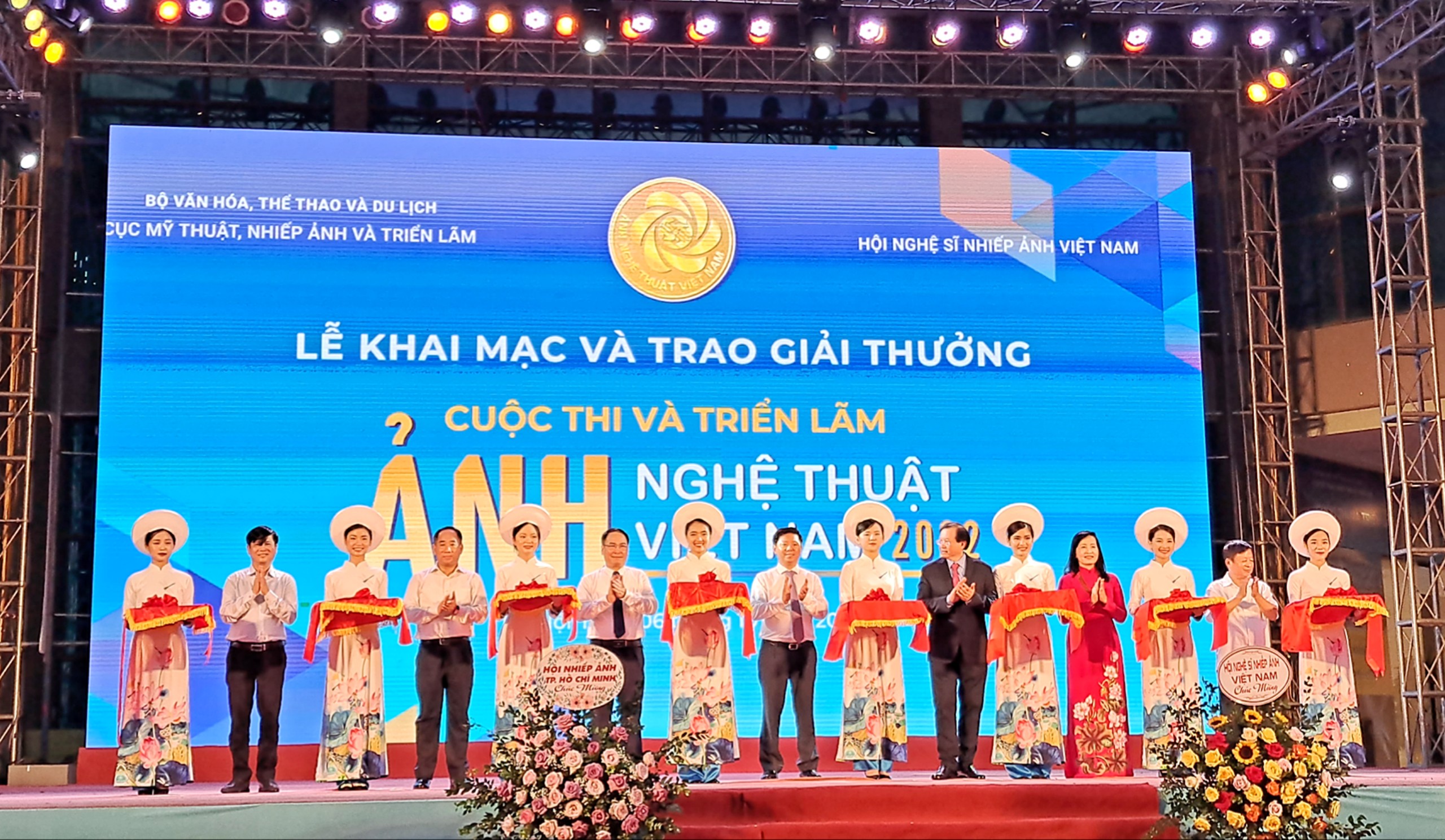 Cuộc thi và Triển lãm Ảnh nghệ thuật Việt Nam năm 2022: Bữa tiệc thị giác đặc sắc - 1