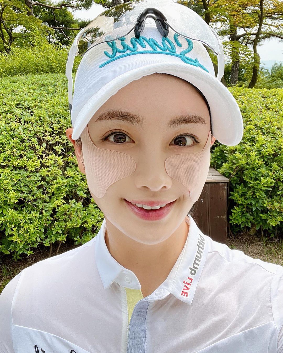 &#34;Kim Tae Hee làng golf&#34; vướng tin ngoại tình Bi Rain &#34;mặt hoa da phấn&#34;, cao gần 1m70 - 9