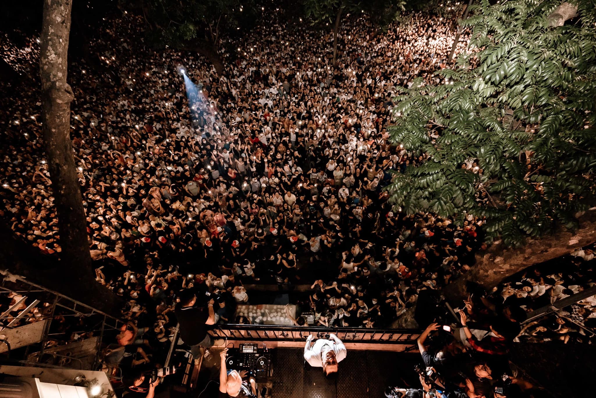 Bị đồn cự cãi với người đi đường do va chạm giao thông, Tuấn Hưng nói gì? - 2