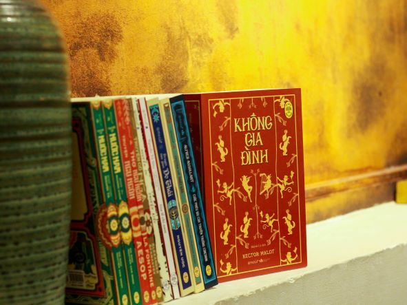 Không gia đình: Cuốn sách kinh điển về đề tài giáo dục thấm đượm hiện thực xã hội - 3