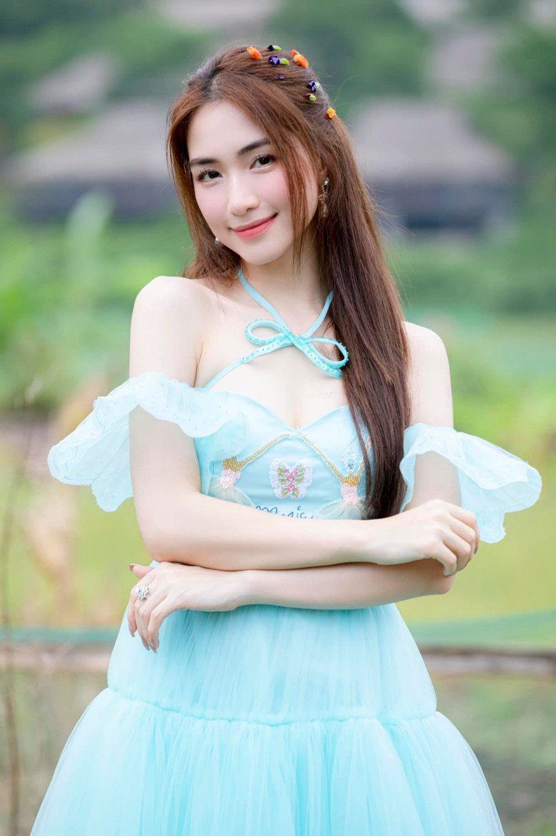 Hòa Minzy sau sinh bụng rạn tung tóe nhưng dáng dấp cực “ra gì và này nọ”, bí quyết dễ không tưởng - 9