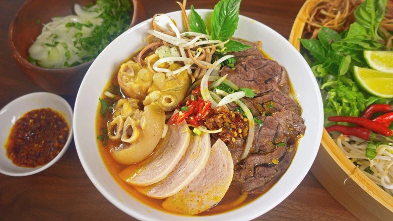 Du học Mỹ, gái xinh nấu bún bò Huế cực ngon lại dễ làm ai cũng có thể học theo - 7