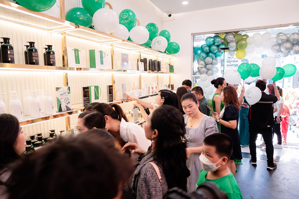 Tưng bừng khai trương showroom mỹ phẩm Homi - cửa hàng chính hãng đầu tiên mang thương hiệu Homisilk - 4