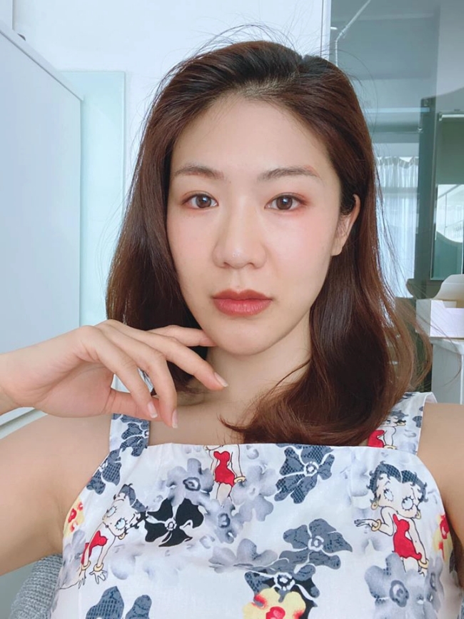 Ảnh nữ cơ trưởng xinh đẹp &#34;gây bão mạng&#34;: Hóa ra là người quen showbiz Việt - 6