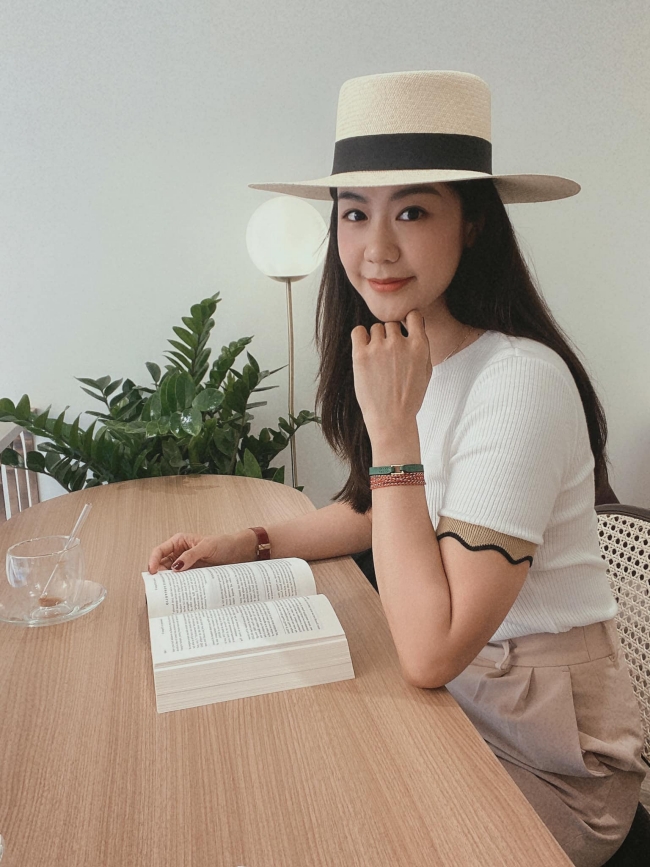Ảnh nữ cơ trưởng xinh đẹp &#34;gây bão mạng&#34;: Hóa ra là người quen showbiz Việt - 3