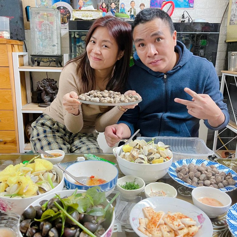 MC VTV Hoàng Linh khoe món &#34;cực phẩm&#34; của mẹ ruột, xuýt xoa &#34;có mẹ là có cả thế gian&#34; - 7