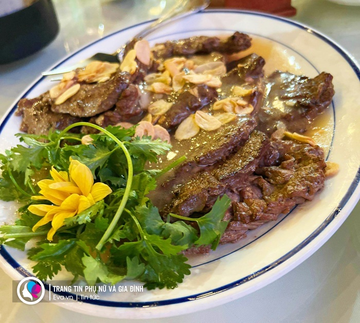 Choáng với cỗ cưới hơn chục món cho 900 khách mời của Bình An - Phương Nga, có món ăn chỉ Tết mới thấy - 11