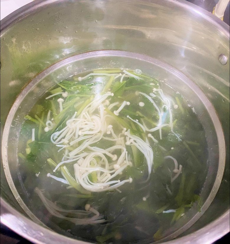 Người đàn ông 40 tuổi lên show hẹn hò tuyển vợ nấu bữa cơm 20k, vợ cũ Thành Trung tự thấy "vô dụng" - 9