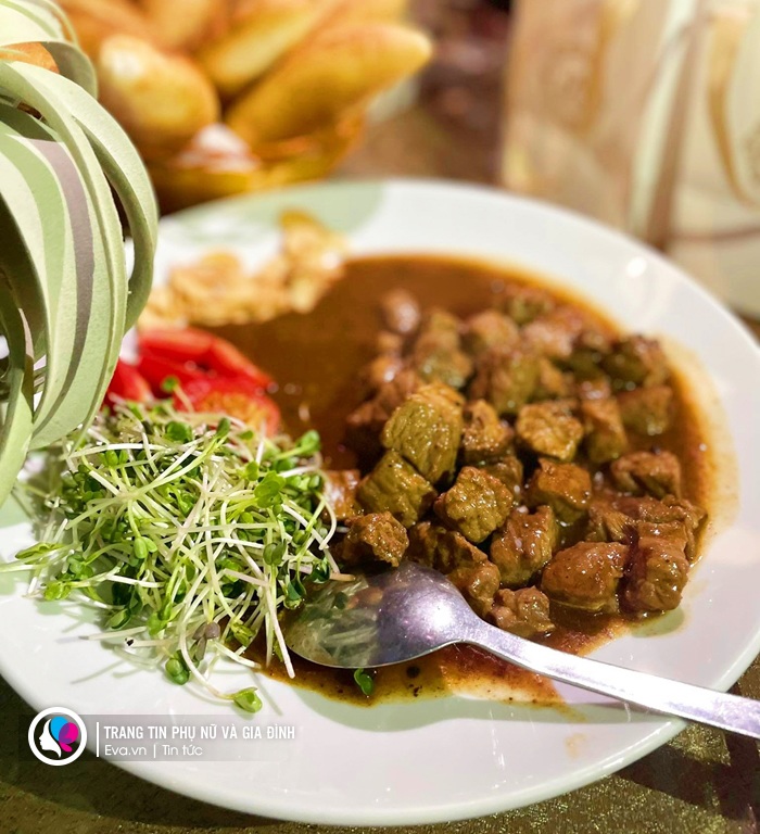 Thực đơn tiệc cưới hoa hậu Đỗ Mỹ Linh và con trai bầu Hiển vẫn sang chảnh dù xuất hiện món này - 8