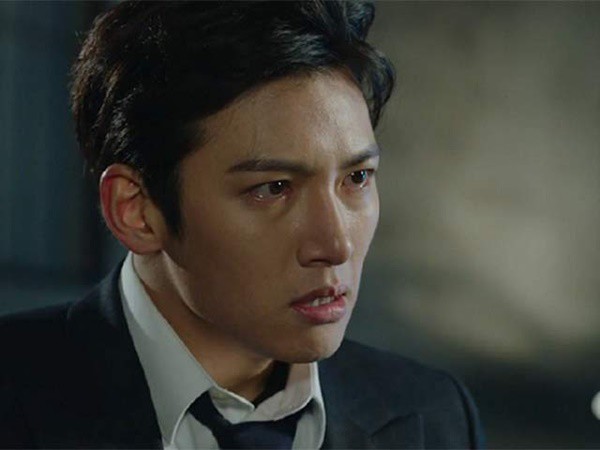 Túng thiếu mà vợ bầu liên tục mua giày mới, tôi tức giận đuổi đi rồi phải bật khóc thương em  - 3