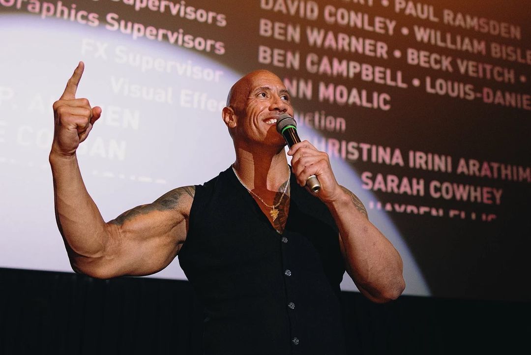 The Rock dẫn đầu top tìm kiếm vì sở hữu thân hình lực lưỡng như các vị thần - 3