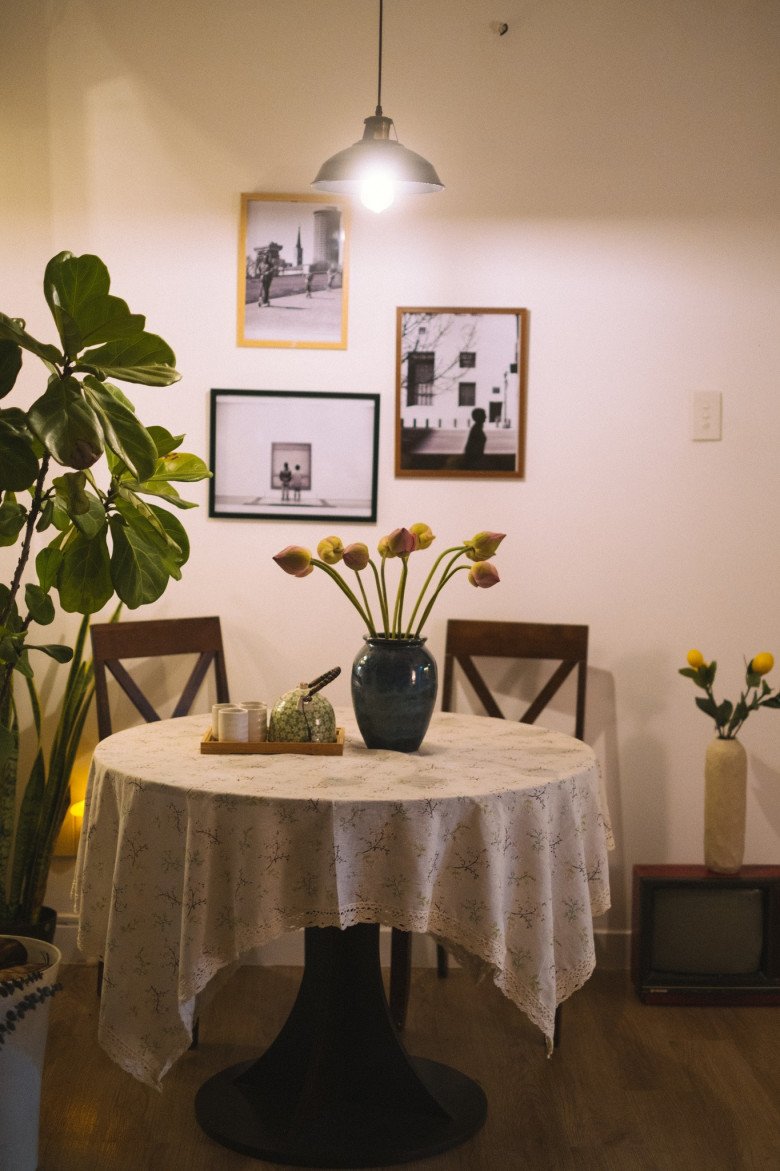 Cải tạo căn hộ cũ nứt vỡ thành nhà mới xinh lung linh, 9X được hỏi thông tin tới tấp - 13