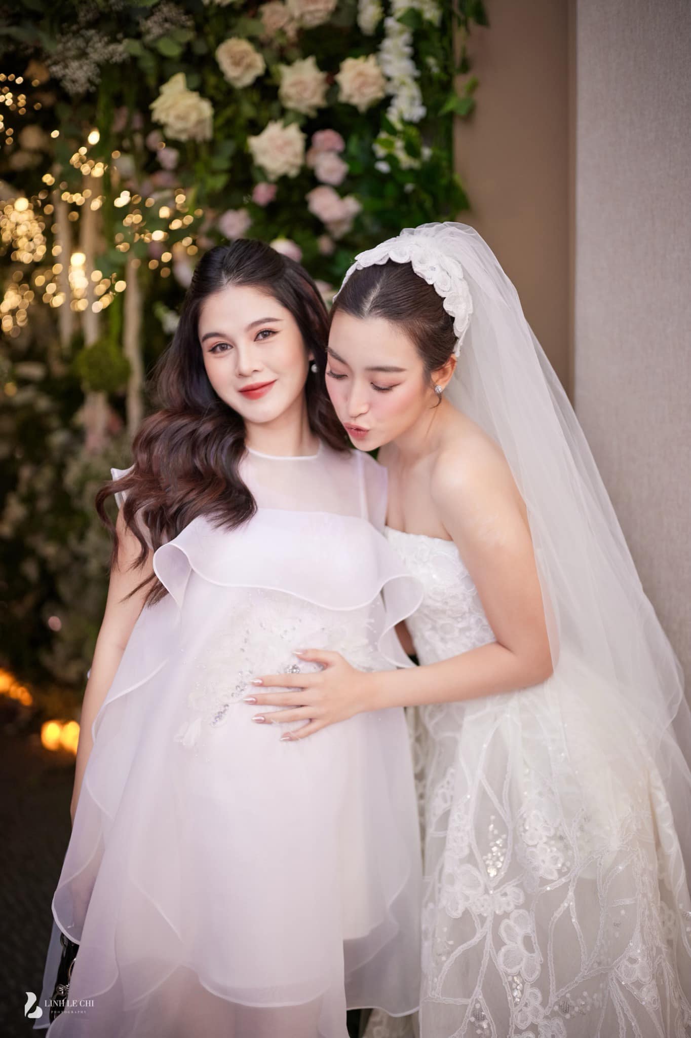 Đỗ Mỹ Linh bất ngờ nhắc chuyện bầu bí sau đám cưới với Chủ tịch HN FC - 1