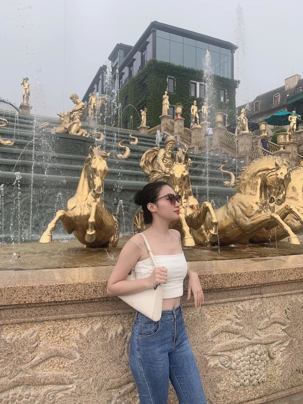 Cô gái miền Tây làm vợ thứ 4 đại gia trăm tỷ, hứa "bao nuôi chồng già" hơn 26 tuổi - 6