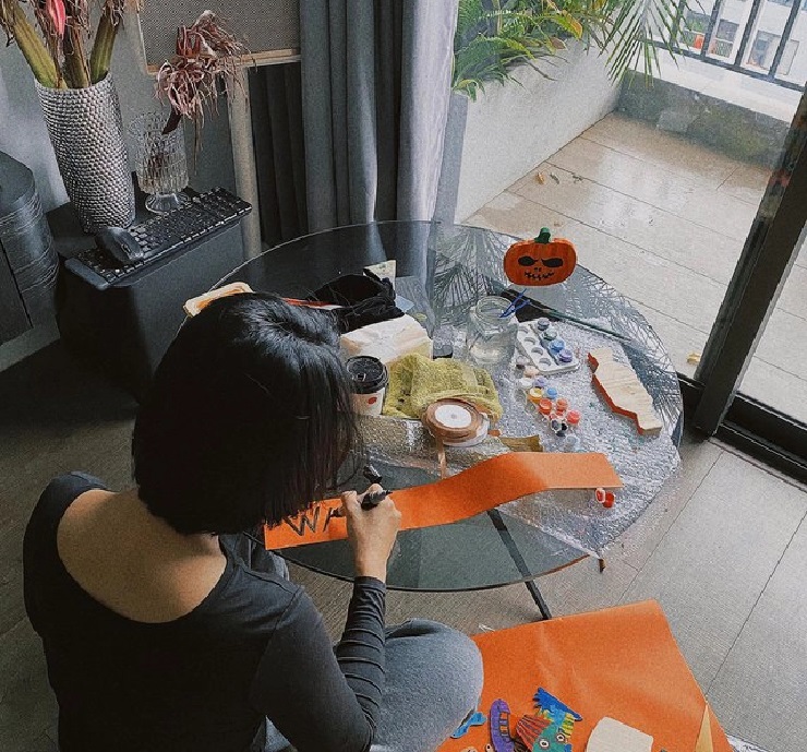 Càng độc lạ càng đắt hàng, giới trẻ chi tiền triệu trang trí Halloween - 3