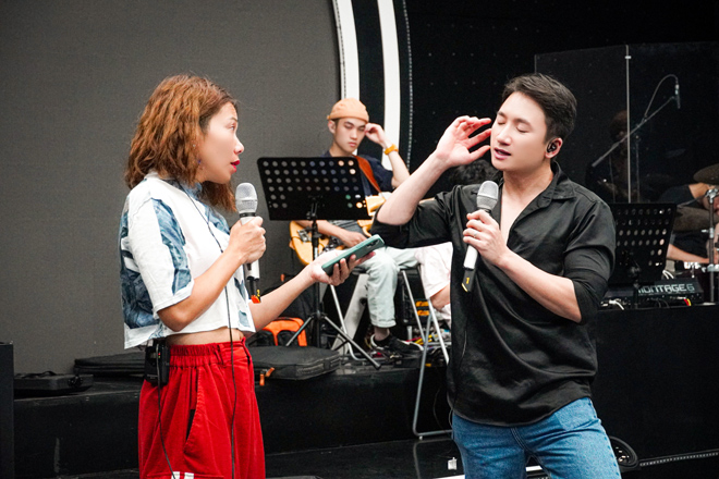 Phan Mạnh Quỳnh bật mí đời sống tình cảm sau khi "chốt" nghìn đơn kẹo lạc - 1