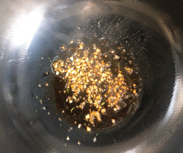 Nấm kim châm ăn lẩu mãi cũng nhàm chán, đem làm kiểu này được món ngon thanh mát giòn sần sật - 8