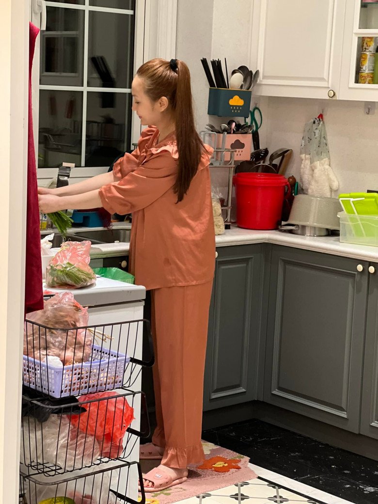 Cảnh Tuấn Hưng và Thanh Lam ngồi tiu nghỉu bên mâm cơm làm chồng bác sĩ của Diva hứa bù đắp - 15