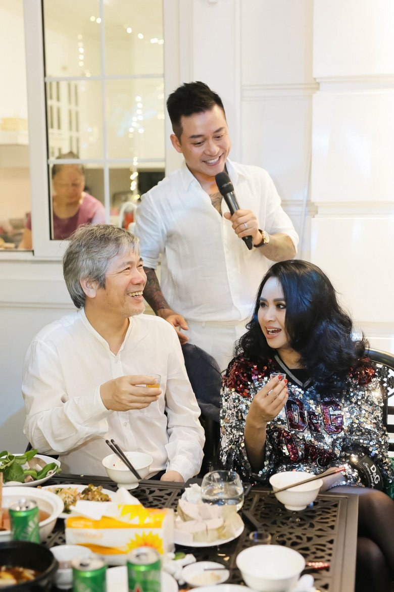 Cảnh Tuấn Hưng và Thanh Lam ngồi tiu nghỉu bên mâm cơm làm chồng bác sĩ của Diva hứa bù đắp - 3