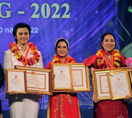 Lộ diện các diễn viên tài năng của sân khấu Cải lương Trần Hữu Trang năm 2022 - 2