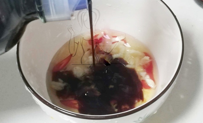 Cả con vịt chỉ có 1 cái này, đem trộn chua cay được món giòn sần sật ăn cực đã miệng - 5