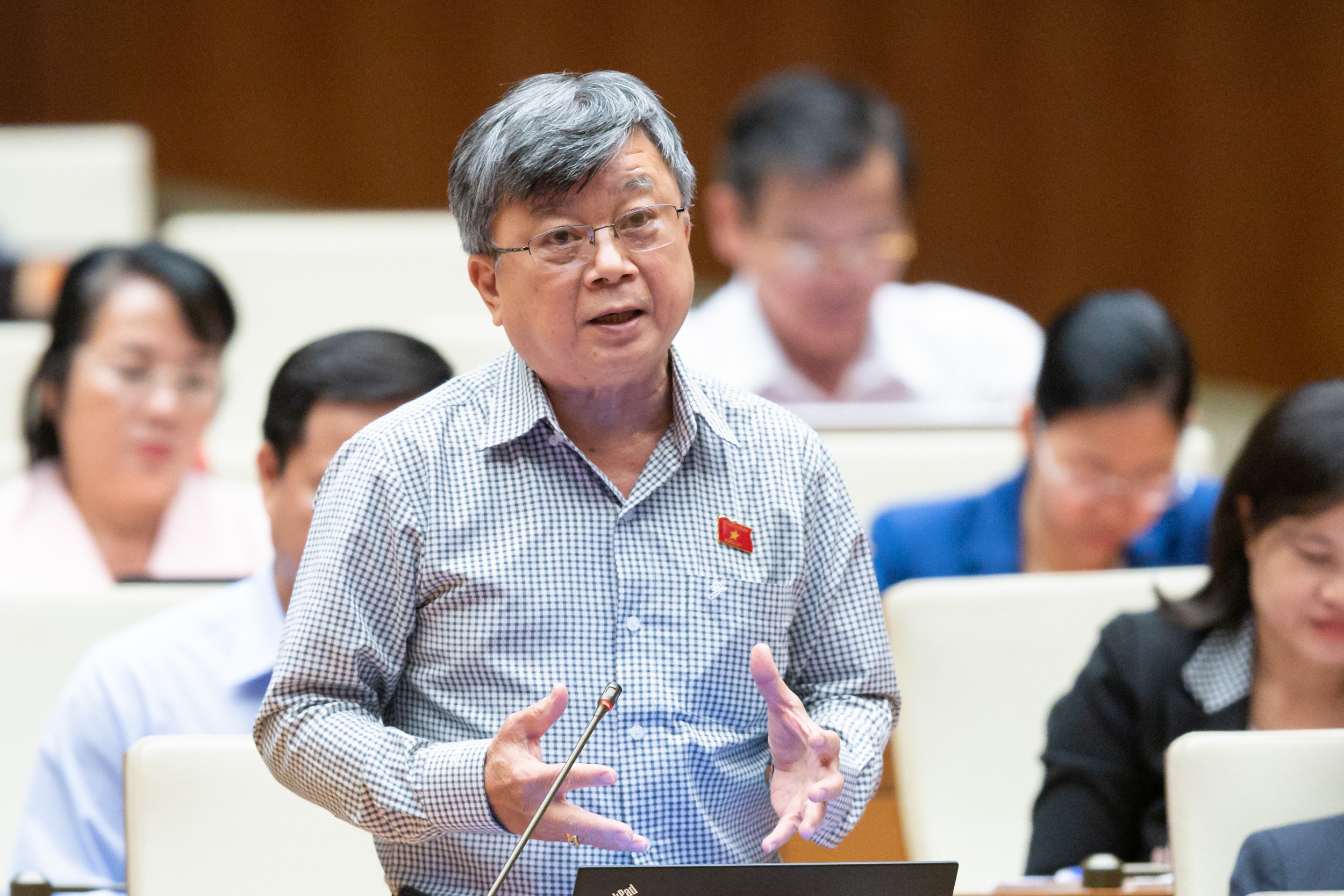 Quốc hội thảo luận về dự thảo Nghị quyết ban hành Nội quy kỳ họp Quốc hội (sửa đổi) - 12